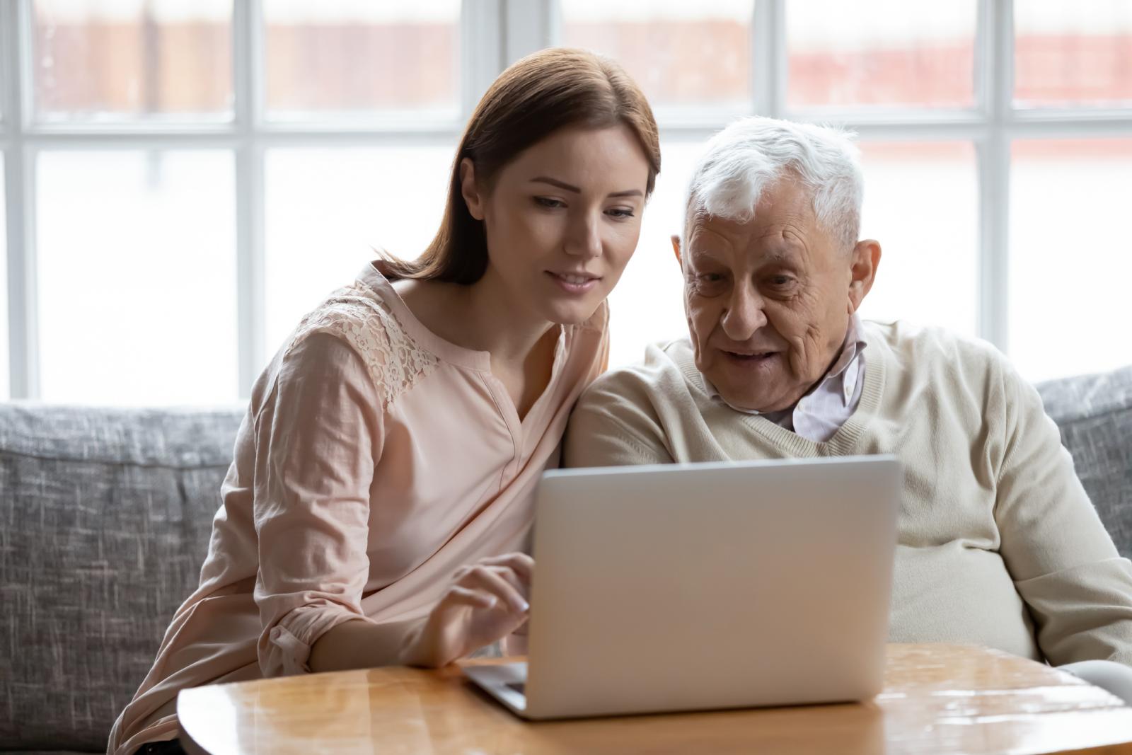 (How to) support digital engagement among older people at risk of isolation