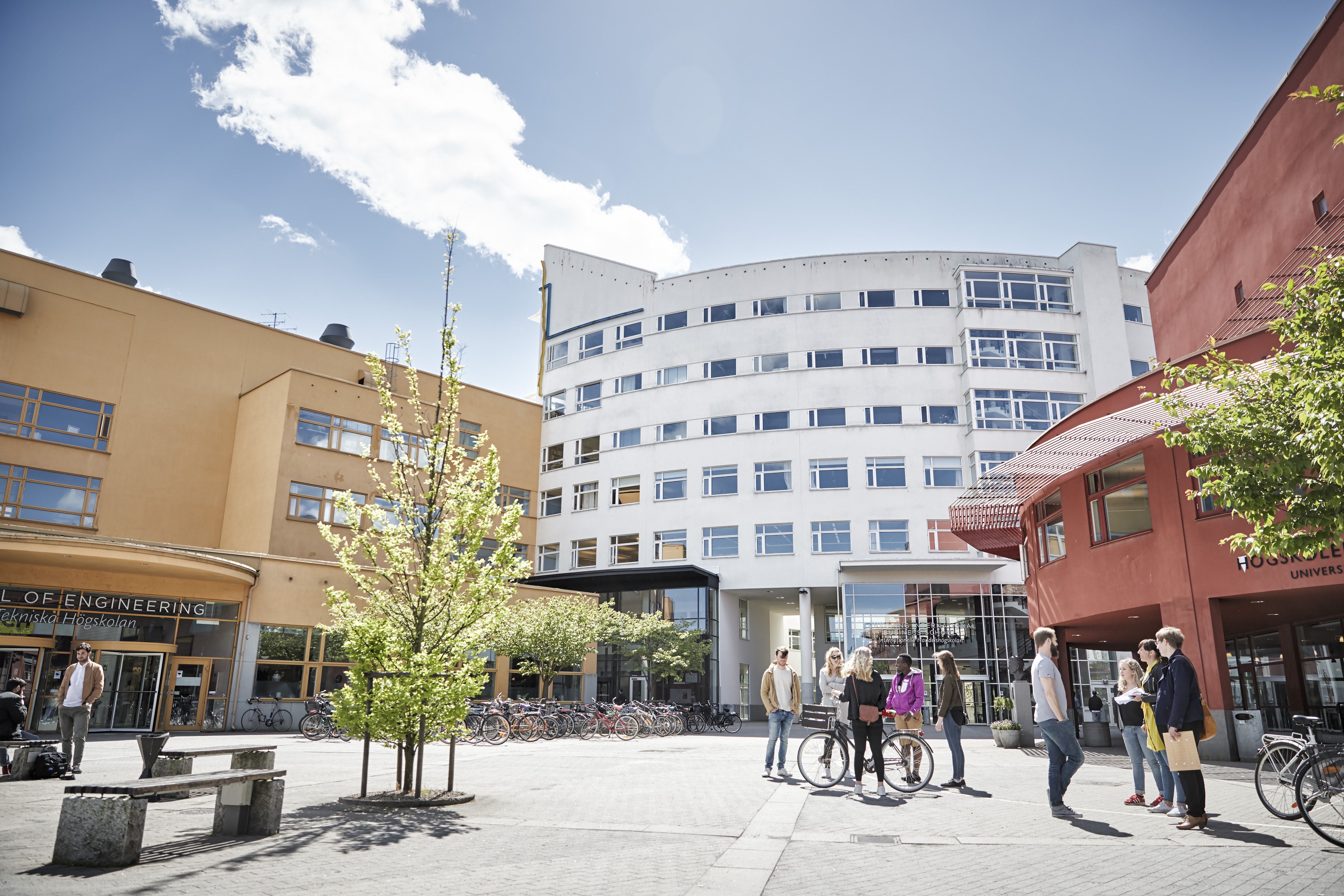 Ansökningarna till Jönköping University ökar markant