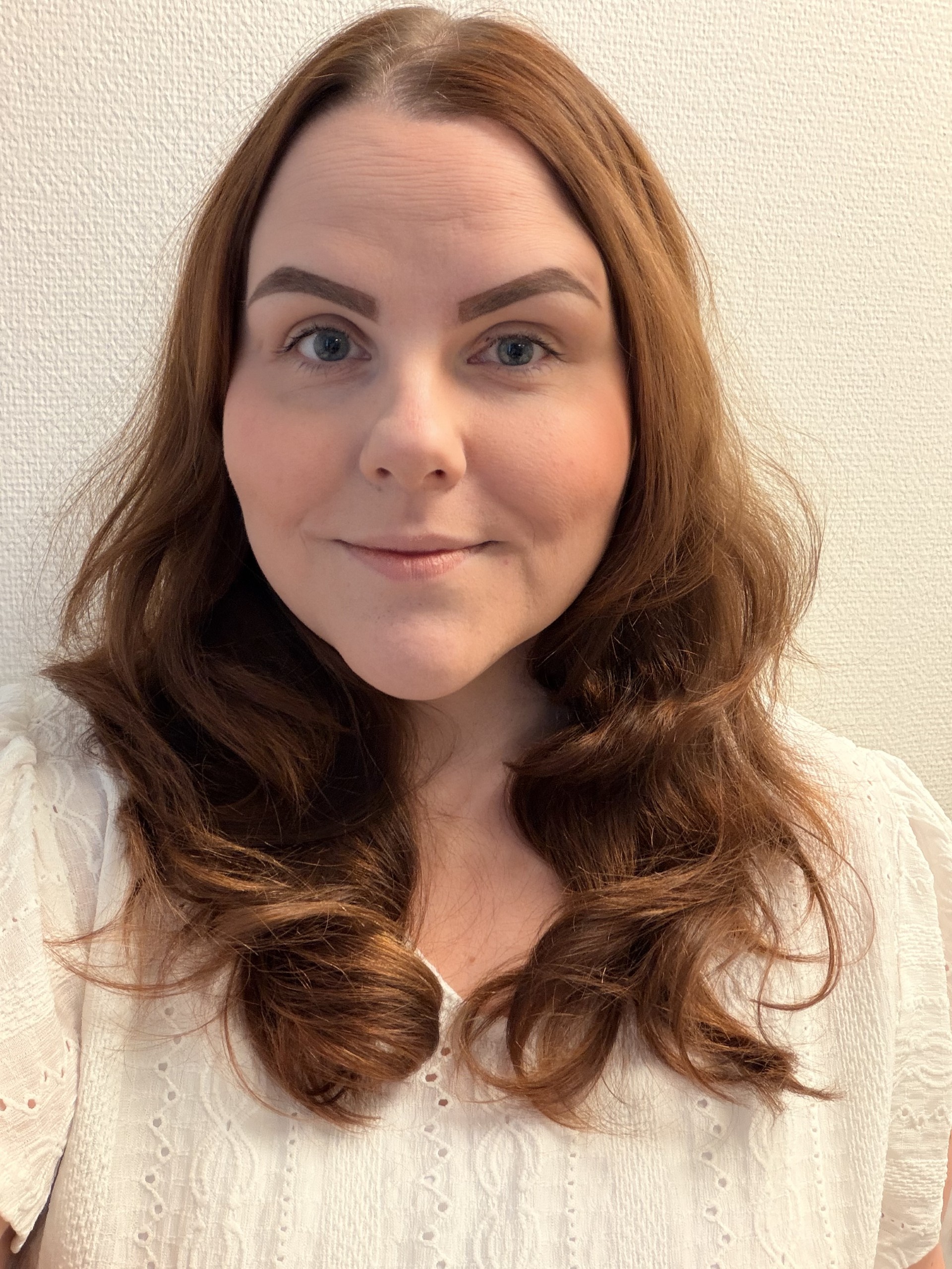 tjej som utbildat sig