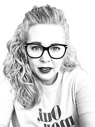 Porträttbild på kvinna