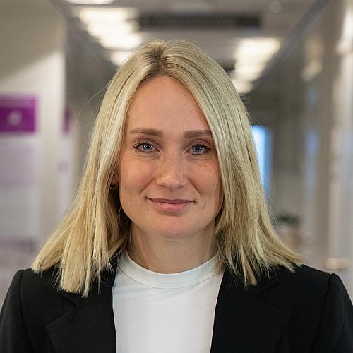 Amanda Hiort af Orn&auml;s